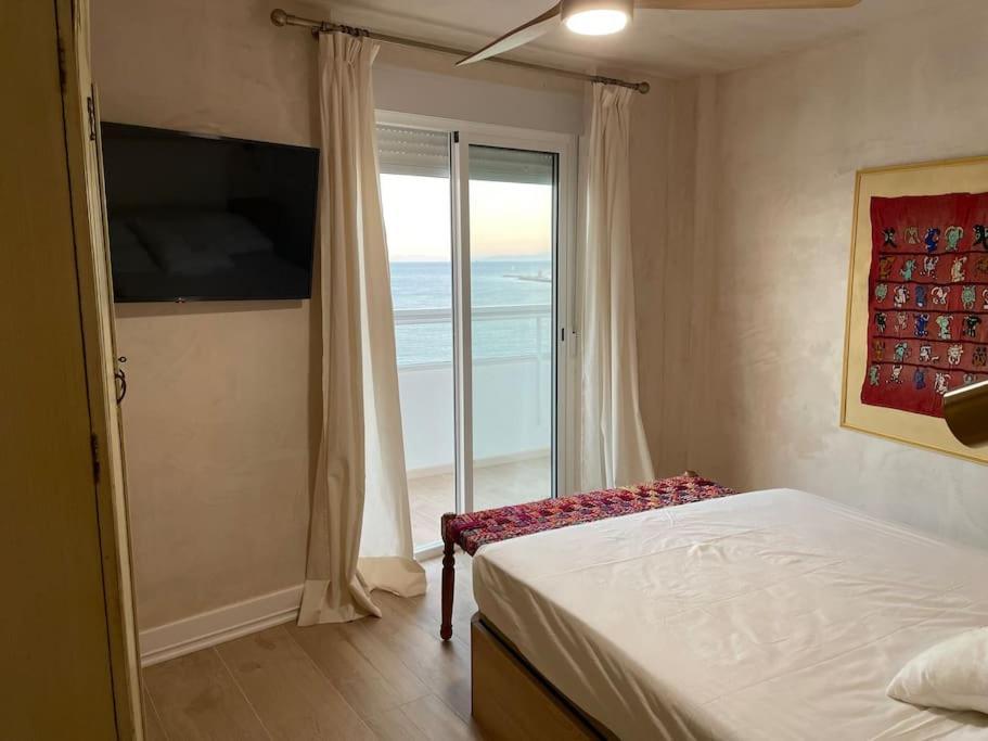 Maravilloso Apartamento En Primera Linea De Playa. Торрегуадиаро Экстерьер фото